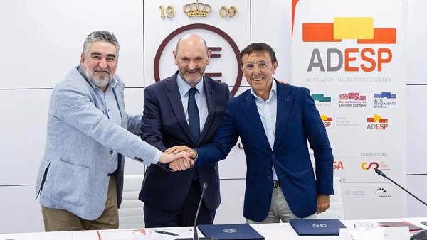 La Real Federación Española de Fútbol formaliza su adhesión a ADESP