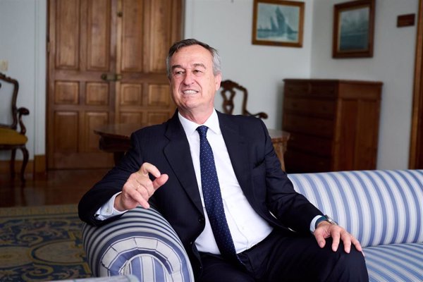 Sabadell reclama a BBVA rehacer el folleto de la OPA para aclarar las sinergias tras la decisión del Gobierno