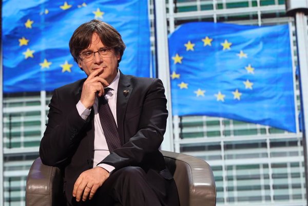 AMP-El Supremo confirma la decisión de Llarena de no amnistiar la malversación a Puigdemont y le despeja el camino al TC