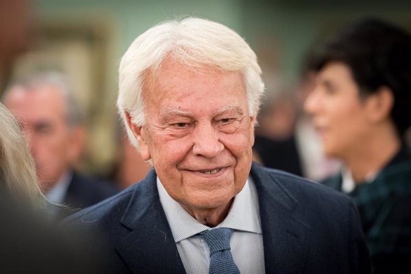Felipe González amenaza con no votar al PSOE si 