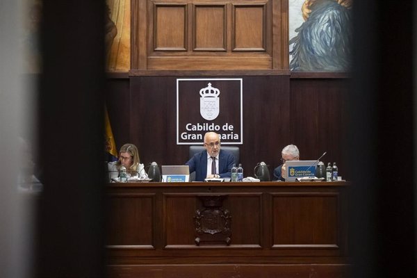 El presidente del Cabildo de Gran Canaria acusa al Estado de dar un 