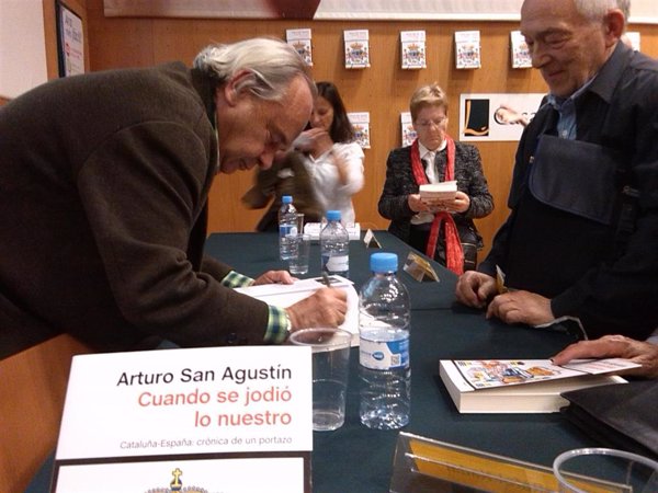 Muere el periodista y escritor Arturo San Agustín