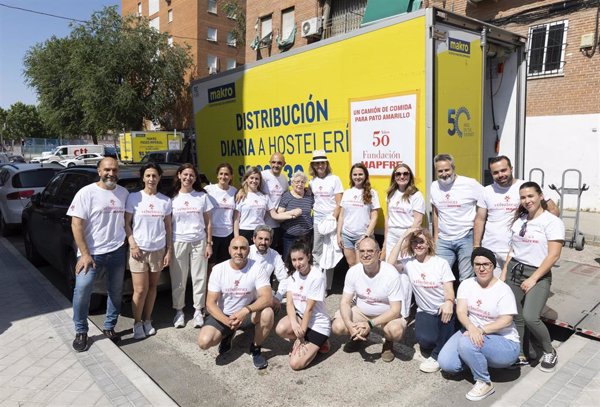 Fundación Mapfre dona más de 10.000 kilos de comida a la Asociación Pato Amarillo