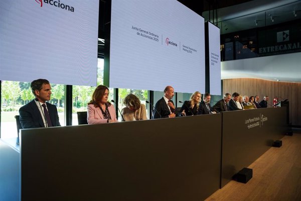 Acciona aprueba en junta un dividendo de 5,25 euros que repartirá el 10 de julio