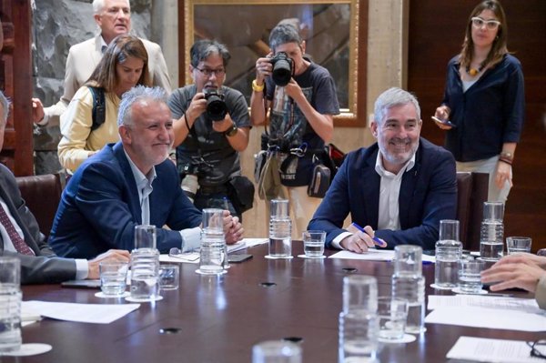 Torres, satisfecho con el acuerdo sobre solicitantes de asilo, espera que se 