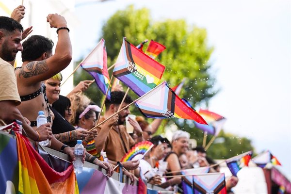 Melody actúa este viernes en el Orgullo de Sevilla tras la lectura de un manifiesto por los derechos de personas trans