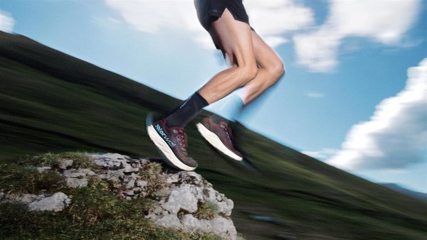 Kilian Jornet estrenará las NNormal Kjerag 02 en la Western States este fin de semana en California