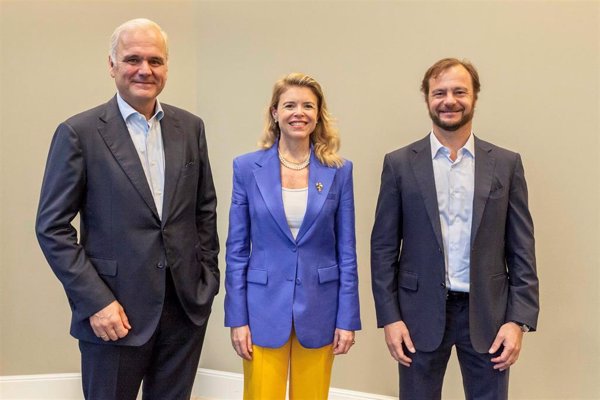 El presidente y CEO de Almirall, Carlos Gallardo, elegido vicepresidente segundo de EFPIA