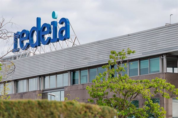 Accionistas minoritarios pedirán a Redeia en su junta transparencia y no echar 