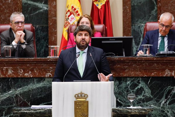 López Miras carga contra el 