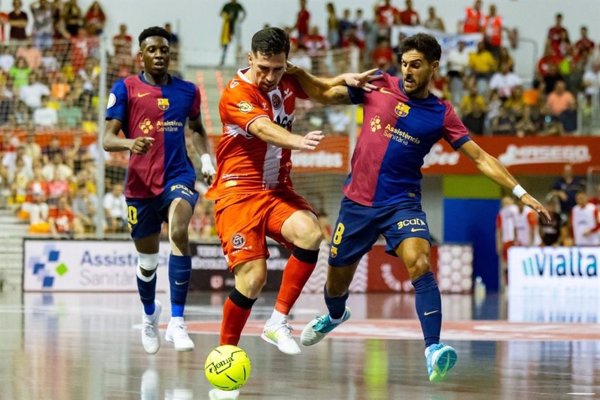El Jimbee Cartagena remonta al Barcelona en el último minuto y revalida la Liga