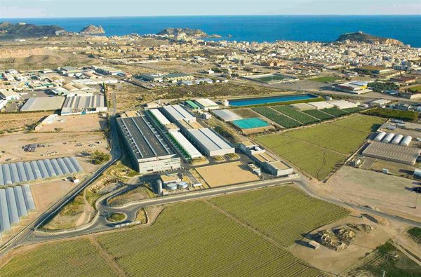 Sale a información pública la concesión de 5 hm3 de la desaladora de Águilas (Murcia) para regadío del Tajo-Segura