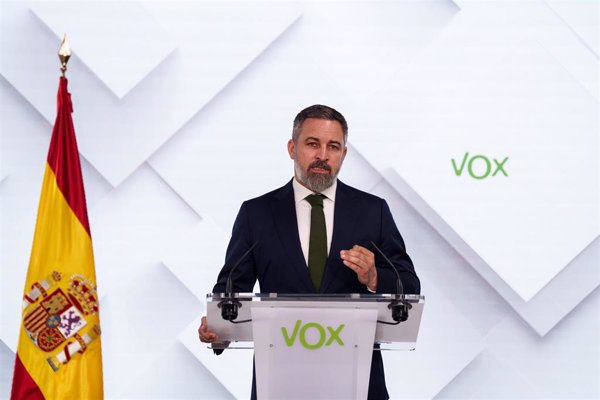 Abascal ve a Feijóo 