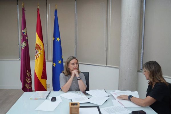 Murcia rechaza la imposición del Gobierno de España en el reparto de menores migrantes