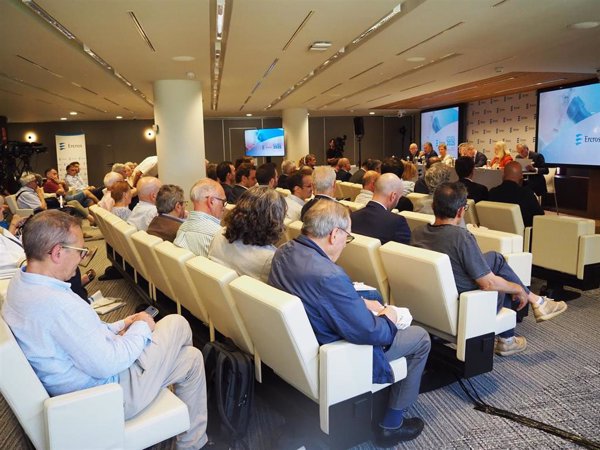 La junta de Ercros rechaza propuesta de dividendo de un grupo de accionistas y aprueba todas las del consejo