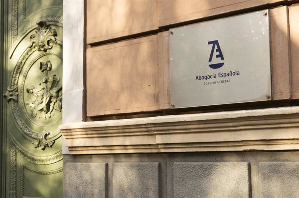 La Abogacía insta a que se garantice de forma efectiva la conciliación y el derecho de defensa