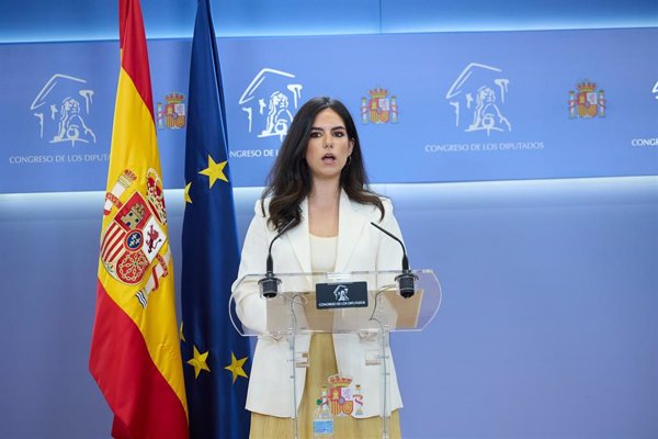 Vox cree que el PP saldrá de su congreso