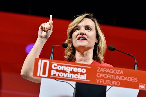 Pilar Alegría: 