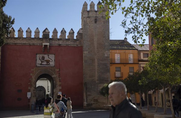 Olivia Enriqueta de Borbón pide la sucesión como Duquesa de Sevilla con Grandeza de España