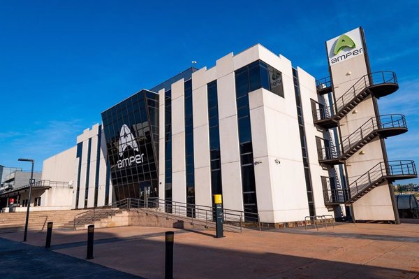 Amper lanza una ampliación de capital de hasta 77,16 millones para acometer compras en defensa