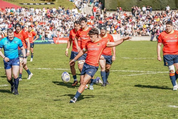 Pablo Bouza convoca a los 30 'Leones' para la gira norteamericana