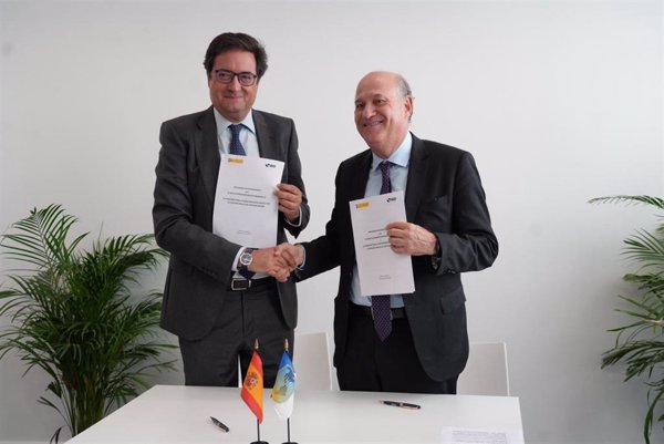 El Gobierno firma un acuerdo con el BID para modernizar el sector público en América Latina y el Caribe