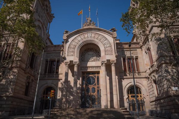 La falsa opositora a mossa acusada de matar a su novio lo amenazó de muerte, según grabaciones