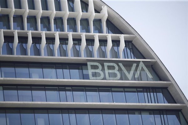 Perú estudia sancionar a BBVA y la aseguradora Rímac por presuntas llamadas spam sin consentimiento