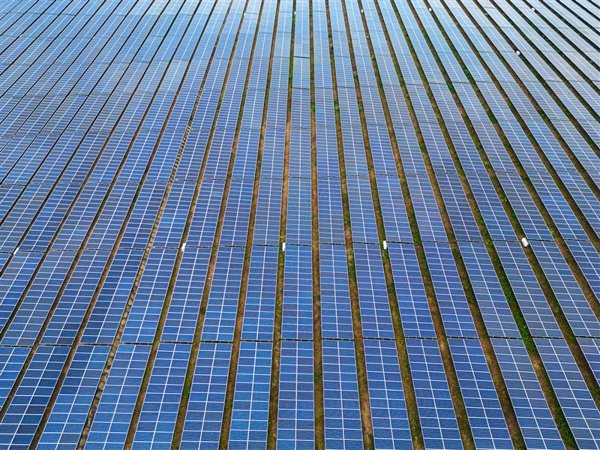 Ferrovial construirá tres plantas fotovoltaicas en Murcia con capacidad para abastecer a 30.500 hogares