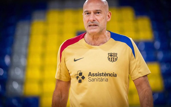 El Barça de fútbol sala despide al entrenador español Tino Pérez