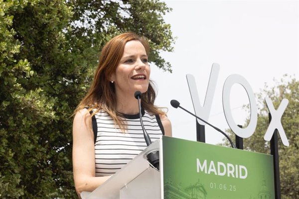 Vox acusa a PP y PSOE de ser 