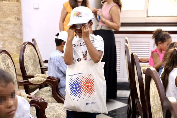 Cancelados todos los vuelos a España de los menores saharauis del programa 'Vacaciones en paz 2025'