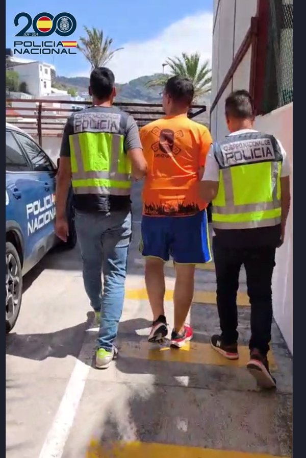 Detenido en La Palma por contactar con menores para obtener material sexual a través de redes sociales