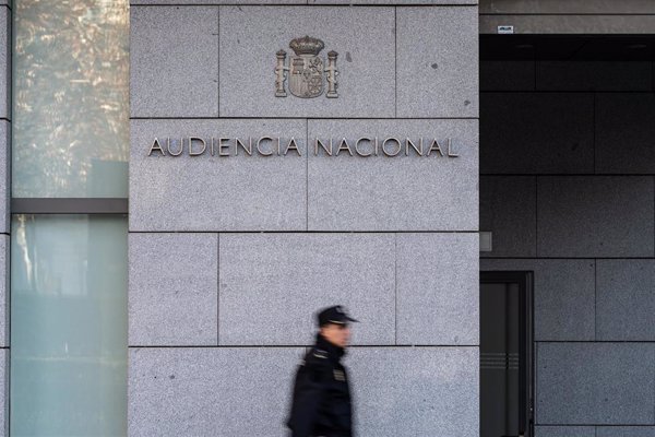 La jueza que investiga a Francisco Martínez por presunta compraventa de datos manda a prisión al youtuber 'Valyrio'