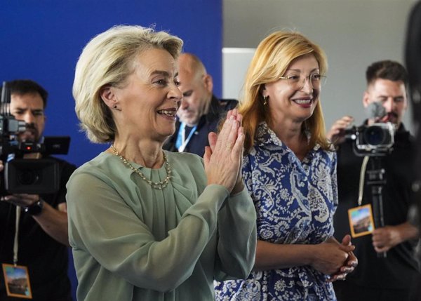 La Eurocámara debate el lunes la moción de censura contra Von der Leyen que no apoyan los grupos mayoritarios