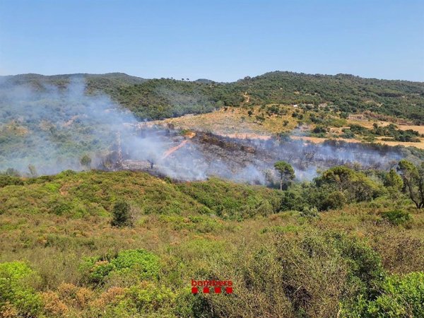 Estabilizado el incendio forestal de la Font de la Pólvora y Les Pedreres (Girona)