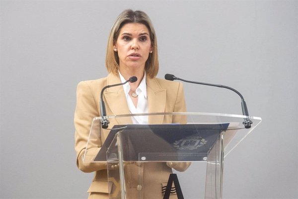 Alcaldesa de Alcalá carga contra el delegado en Madrid por 
