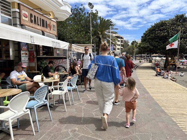 Canarias, referente de la movilidad en los archipiélagos atlánticos: alta tasa migratoria y residentes de 157 países