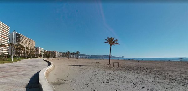 Muere ahogado un hombre de 77 años en una playa de Cullera (Valencia)