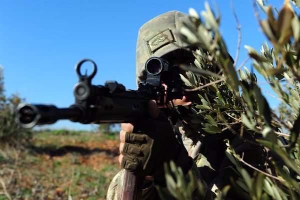 Aumentan a doce los soldados de Turquía muertos por la inhalación de metano en una operación en Irak