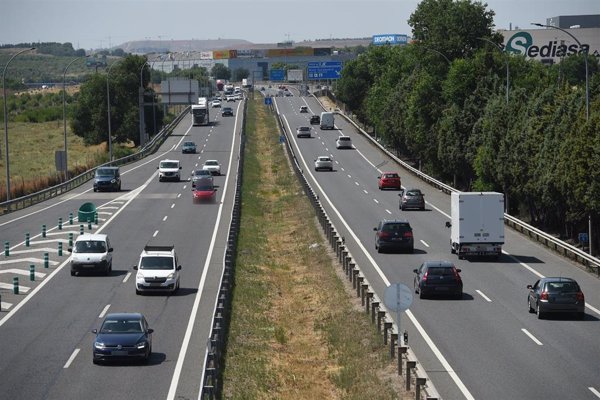 La primera operación salida del verano 2025 se salda con 16 muertos en las carreteras españolas