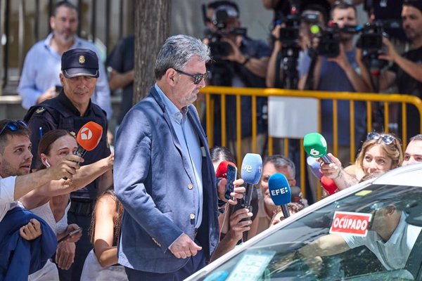 Antxón niega mordidas, desliga a Cerdán de Servinabar y admite pagos a Koldo como comisionista por obra privada