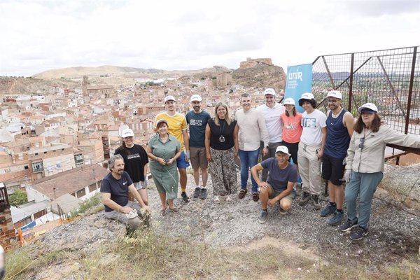 UNIR inaugura sus Campos Experimentales de Arqueología en La Rioja con participantes de nueve comunidades