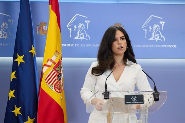 Vox anima al PP a 