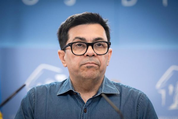 Comunes avisan que si Sánchez no convence, su comparecencia puede ser la 