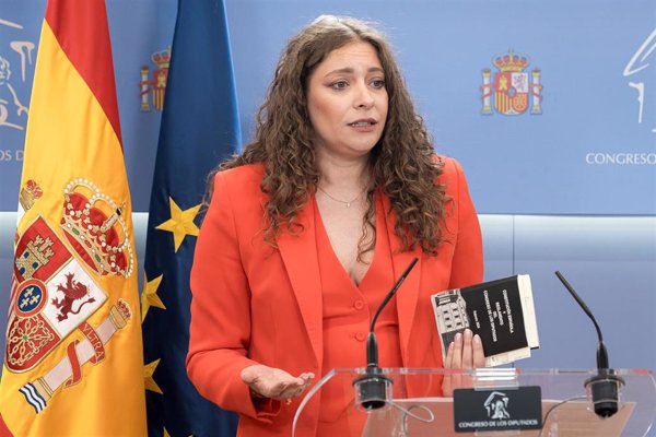 Muñoz (PP) dice que Feijóo quiere ser 