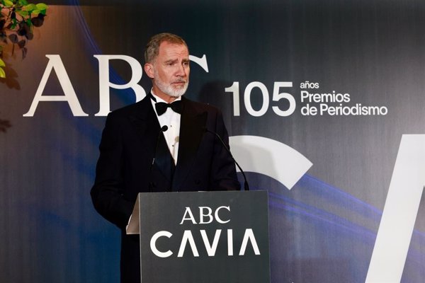 El Rey defiende un periodismo veraz y crítico en la 105ª edición de los Premios de 'ABC'
