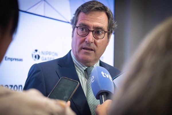 Garamendi (CEOE) pide no trasladar 