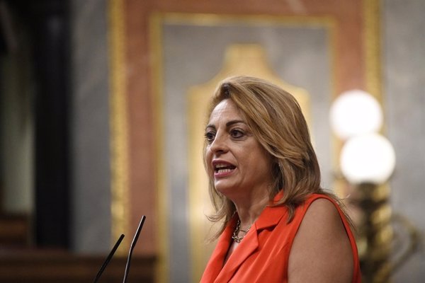 CC exige a Sánchez una cuestión de confianza o elecciones y UPN insta al presidente a irse