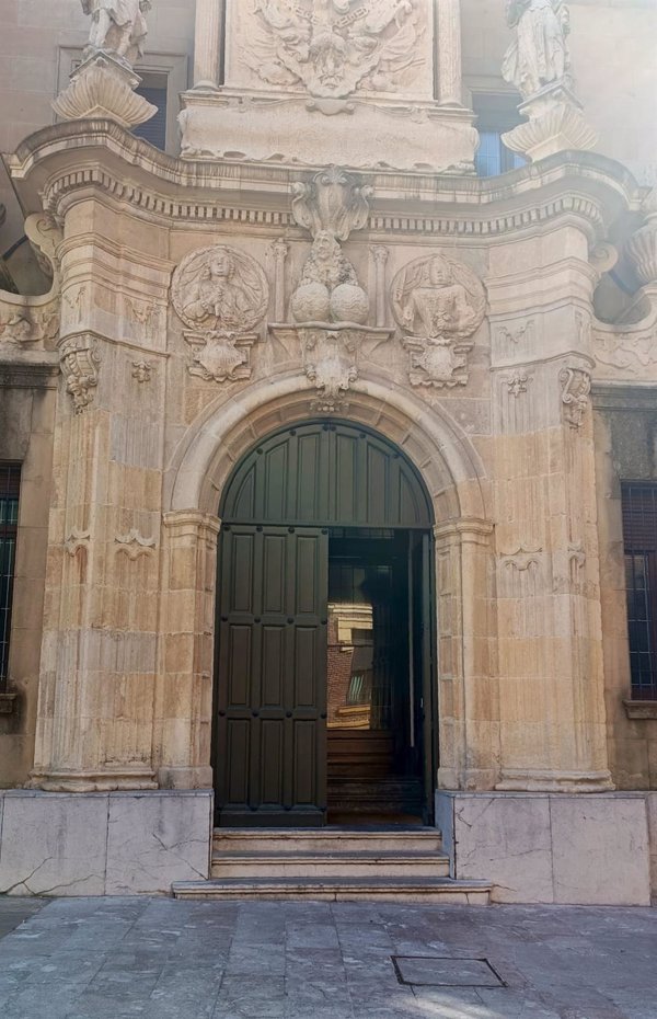 Confirmada la absolución por revelación de secretos a un hombre que metió a su expareja en el maletero en León